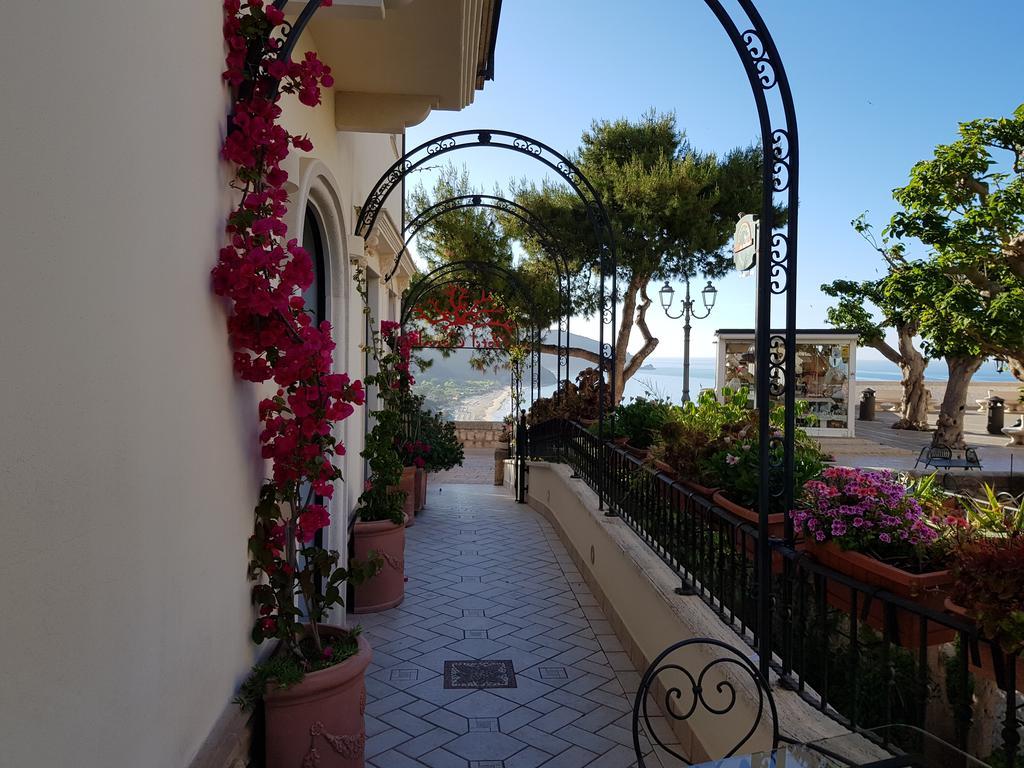 Hotel Corallo Sperlonga (Adults Only) Exterior photo