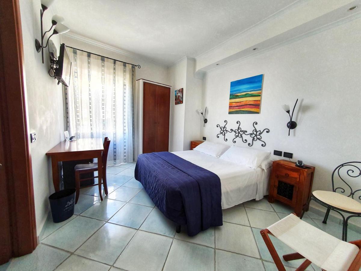 Hotel Corallo Sperlonga (Adults Only) Exterior photo